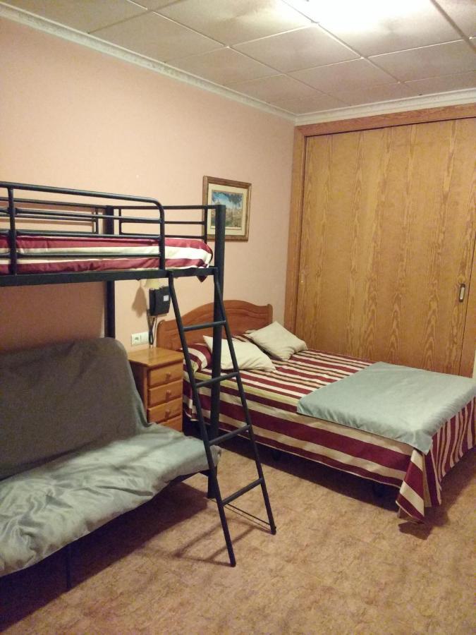 Hotel Meson El Castillo Баньєрес-де-Маріола Екстер'єр фото